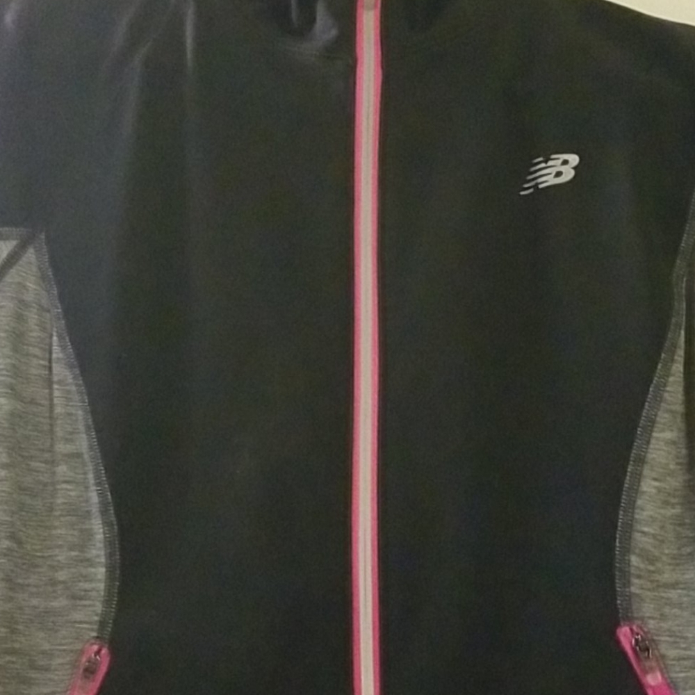 Running/cycling jacket - Picture 3 of 12